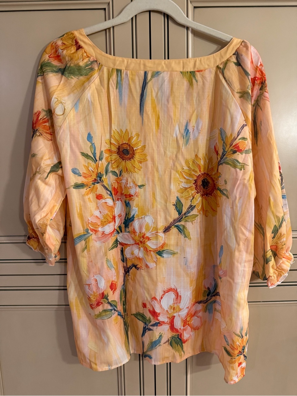 New Bundle 2 OUFISUN Watercolor Tops Blouses Floral Daisies Sunflowers Sz Med - Picture 7 of 11